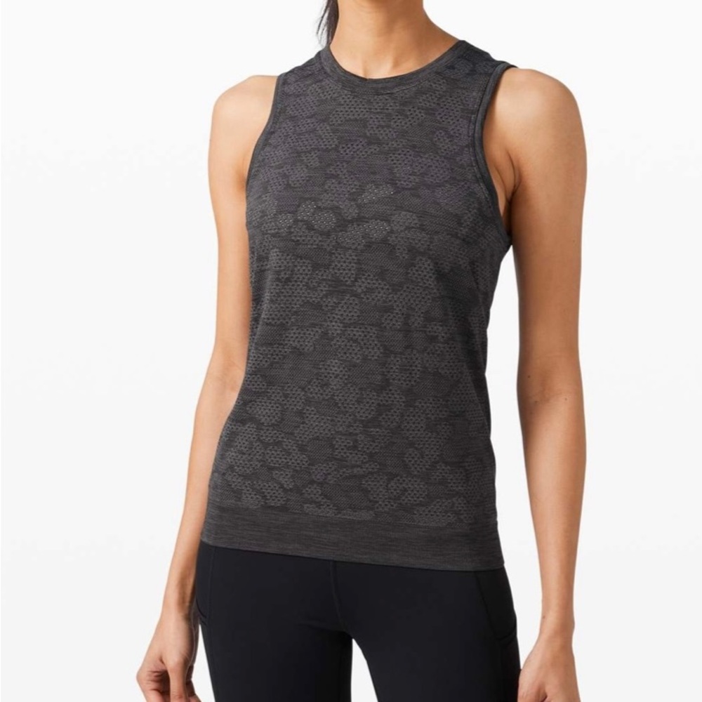 🍋 lululemon breeze by muscle tank🍋